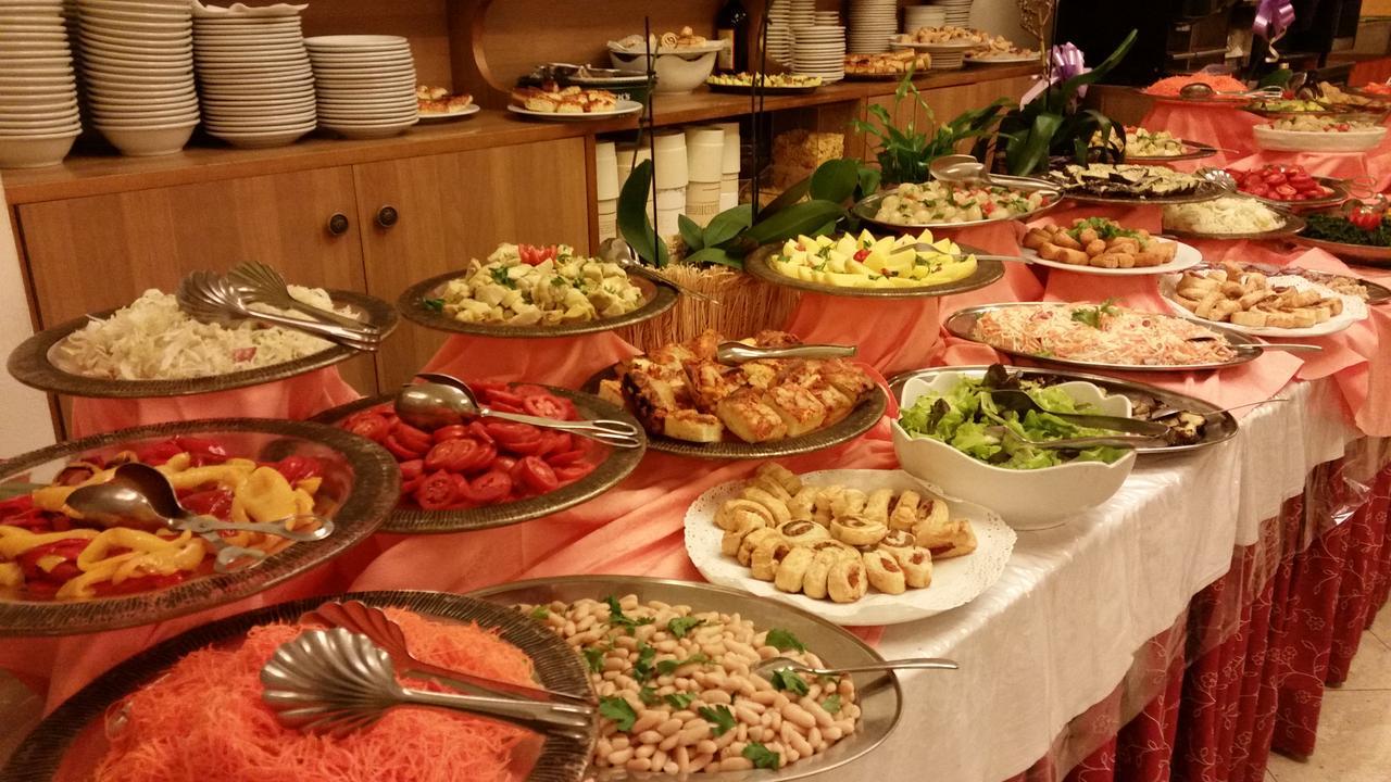 Hotel Angelus Римини Екстериор снимка